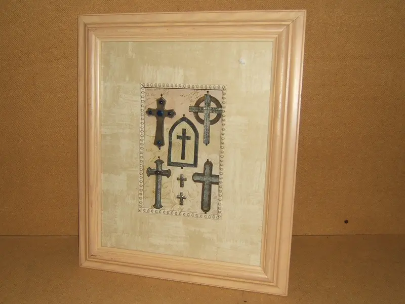 Vandepoll Whitewash Birdhouse Picture Frame – 19" X 16" Folk-Art Style (Used) 1
