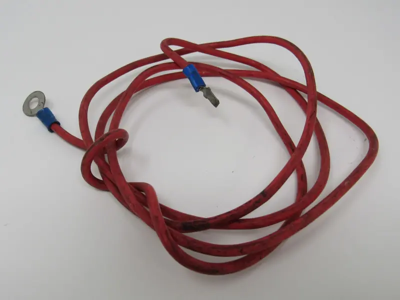Vintage Electrical Wire Cable – 4.5-Foot Insulated Cord With Terminated Ends 1