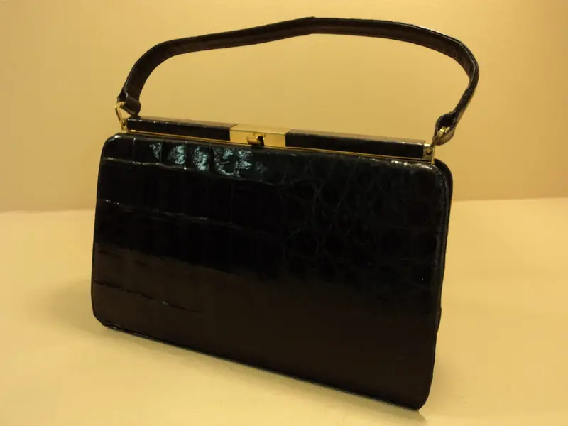 Vintage Genuine Crocodile Leather Baguette Purse – Black Designer Handbag For Adults 1