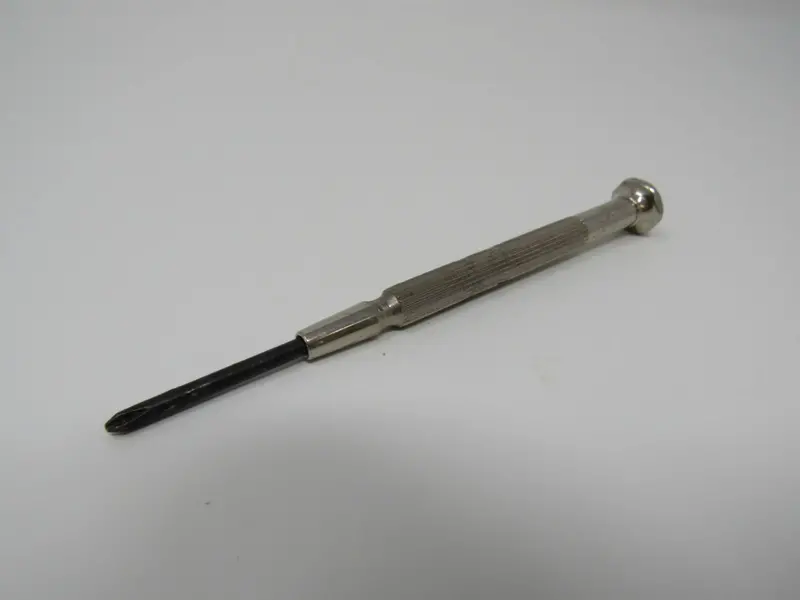 Vintage Phillips Pocket Screwdriver – 4.5-Inch Compact Professional Tool (Used) 1