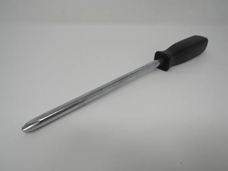 Vintage Professional Phillips Screwdriver – 10-Inch Used Tool 1