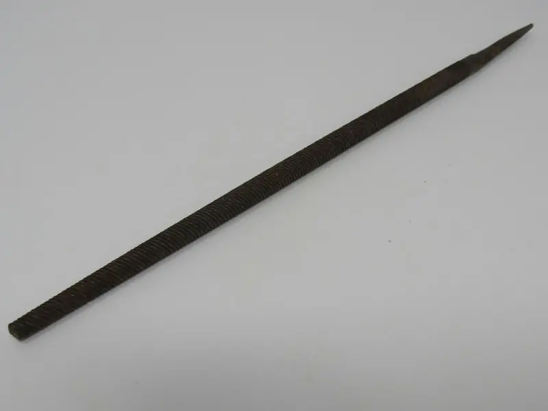 Vintage Professional Round File – 9-Inch Smooth Cut For Internal Contours & Holes (Used) 1