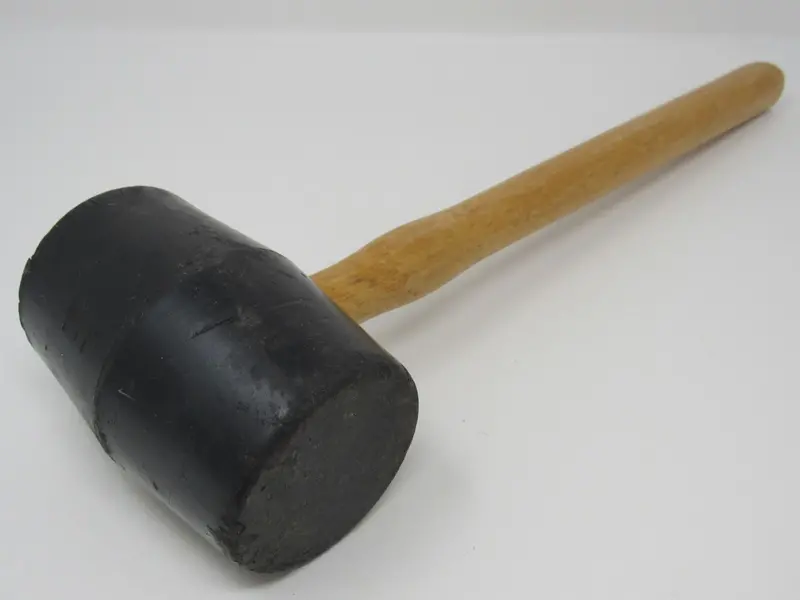 Vintage Professional Rubber Mallet – 14-Inch Handle, Non-Marring Striking Face (Used) 1