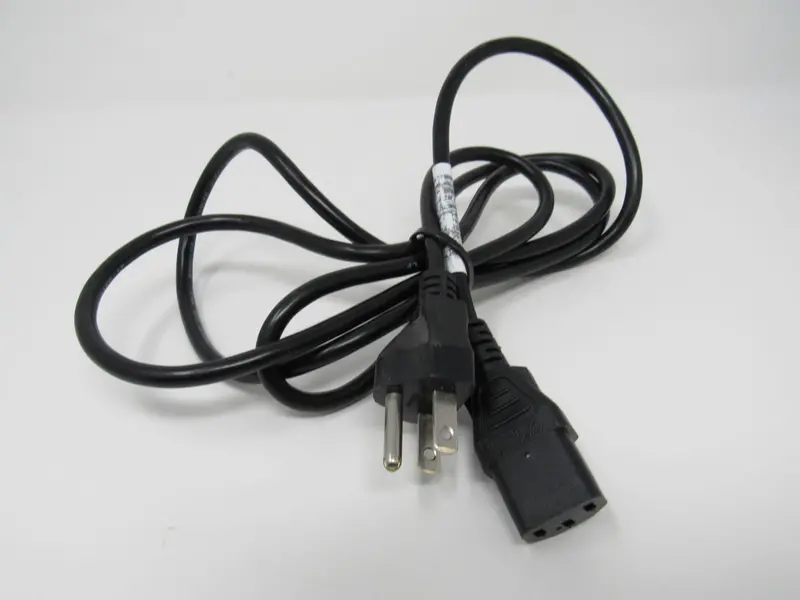 Volex 5.5-Foot Nema 5-15P To Iec C13 Replacement Cord – Prior Use 1
