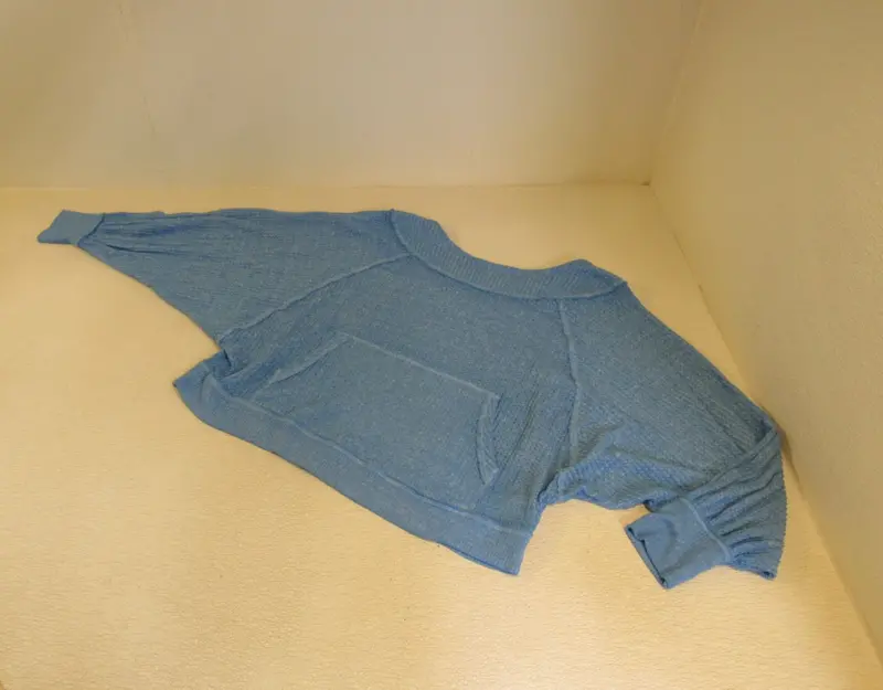 We The Free Turquoise Oversized Lightweight Sweater For Women – Size S, Relaxed Fit, Secondhand 1