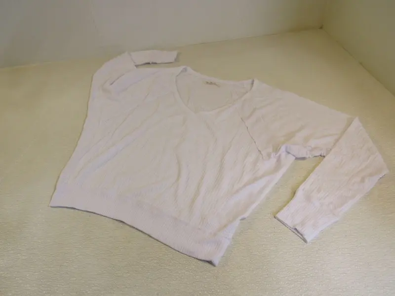 We The Free White Oversized Lightweight Sweater For Women – Size S, Breathable Knit, Used 1