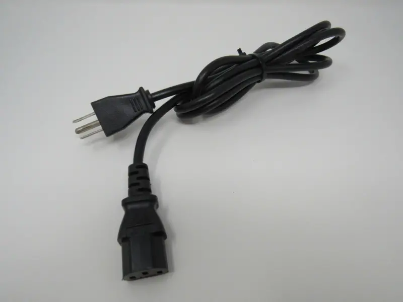 Well Shin Ac Power Cord – Ws-002, 5.5 Ft, Nema 5-15P To Iec C13 (Used) 1